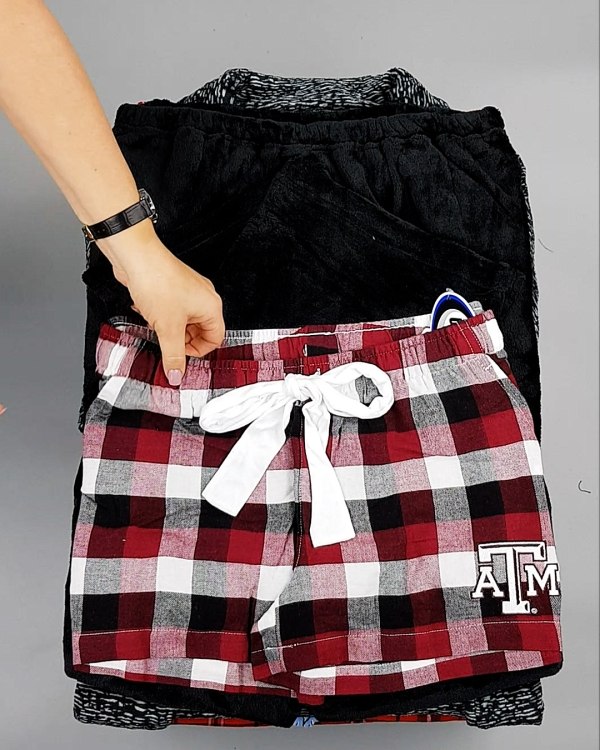 Фотография  851 - Пижамы СТОК CAN 084#10 кг, ЛОТ №6975 оптом в Анадыри и Чукотском АО