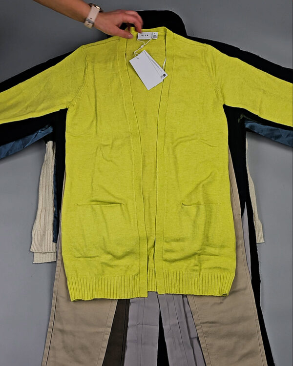 Фотография  686 - VILA Winter mix 104#15 кг, ЛОТ СТ-10081 оптом в Анадыри и Чукотском АО