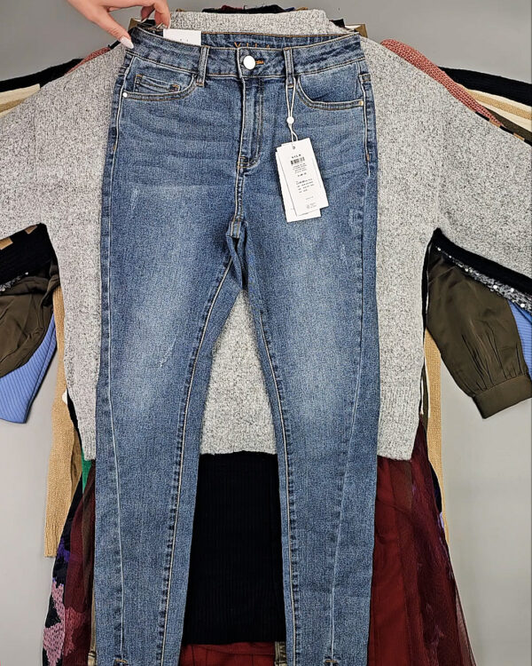 Фотография  887 - VILA Winter mix 104#15 кг, ЛОТ СТ-10084 оптом в Анадыри и Чукотском АО