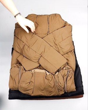 Фотография  756 - Верхняя одежда BESTSELLER Дания 104#10 кг, ЛОТ СТ-10158 оптом в Анадыри и Чукотском АО