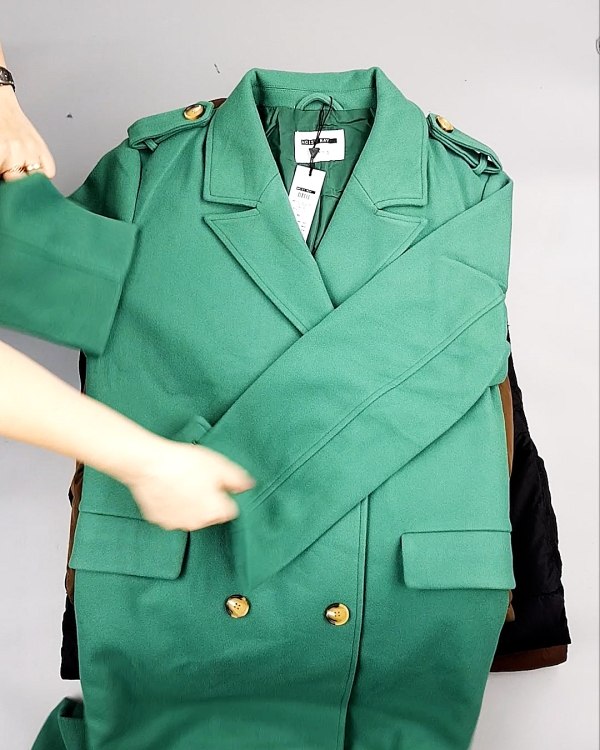 Фотография  740 - Верхняя одежда BESTSELLER Дания 104#10 кг, ЛОТ СТ-10158 оптом в Анадыри и Чукотском АО