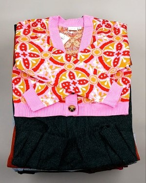 Купить Кардиганы VILA W 104#7 кг, ЛОТ №7384 оптом в Анадыри и Чукотском АО