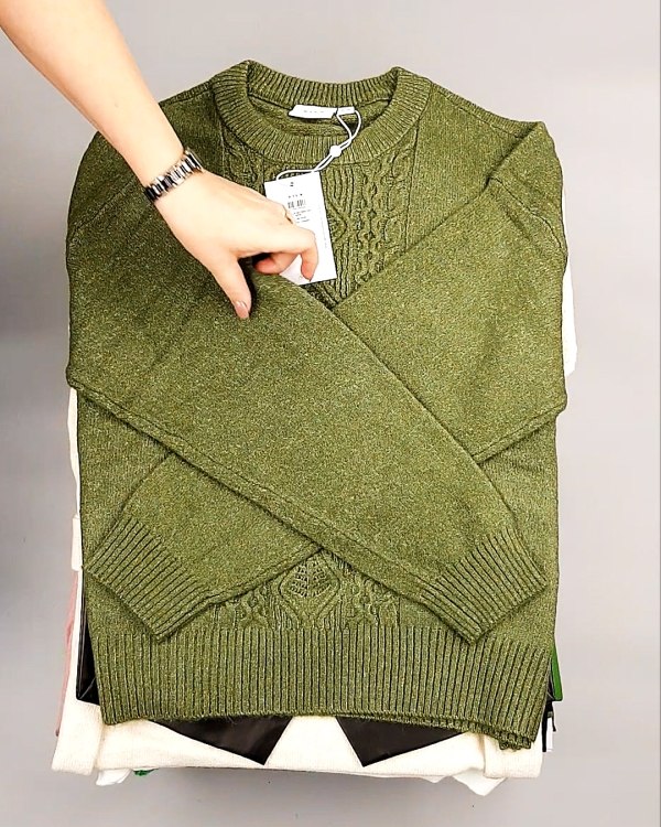 Фотография  584 - Bestseller Winter mix 104#15 кг, ЛОТ №7309 оптом в Анадыри и Чукотском АО