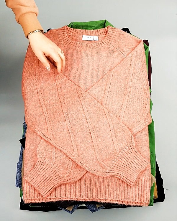 Фотография  542 - Bestseller Winter В mix 114#15 кг, ЛОТ №7374 оптом в Анадыри и Чукотском АО