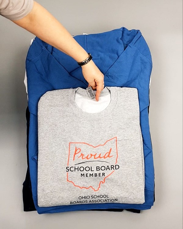 Фотография  264 - Толстовки м/ж (Sweat Tops)#20 кг, ЛОТ №7434 оптом в Анадыри и Чукотском АО