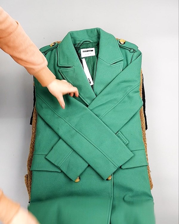 Фотография  998 - Bestseller Winter В mix 114#15 кг, ЛОТ №7376 оптом в Анадыри и Чукотском АО