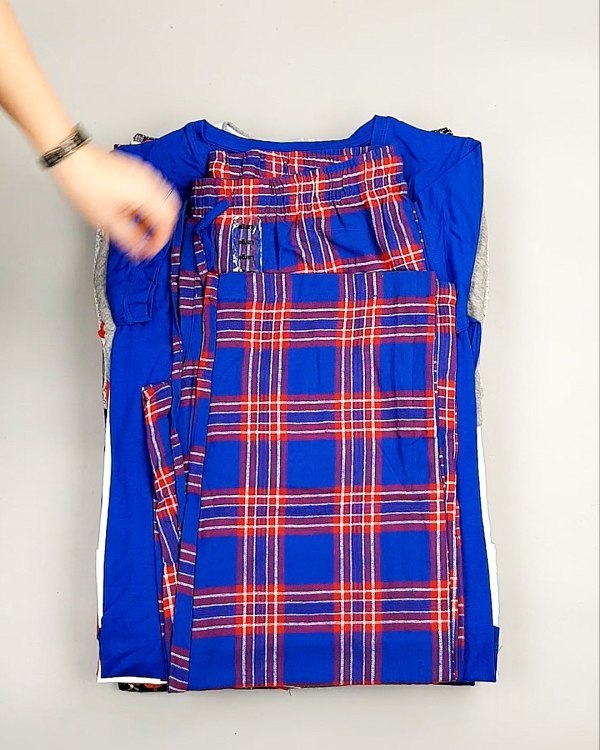 Фотография  445 - Домашняя одежда CAN 104#10 кг, ЛОТ №7330 оптом в Анадыри и Чукотском АО