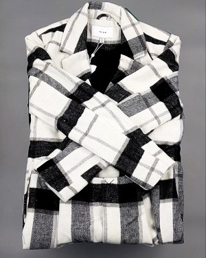 Купить Пальто Bestseller 104#10,5 кг, ЛОТ №7559 оптом в Анадыри и Чукотском АО