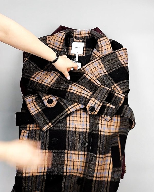 Фотография  654 - Пальто Bestseller 104#10 кг, ЛОТ №7557 оптом в Анадыри и Чукотском АО