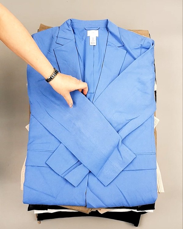 Фотография  176 - 12191 H&M mix textil 1224#25 кг, ЛОТ №7489 оптом в Анадыри и Чукотском АО