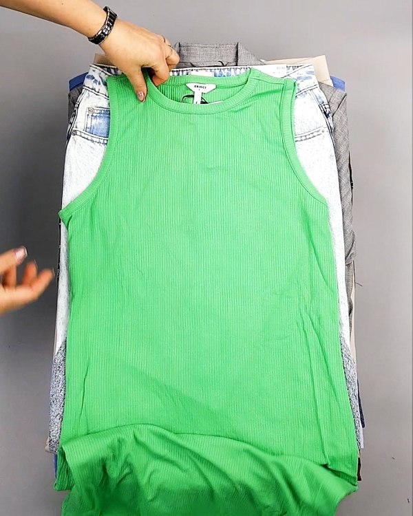 Фотография  967 - Bestseller Summer mix 104#15 кг, ЛОТ №7491 оптом в Анадыри и Чукотском АО