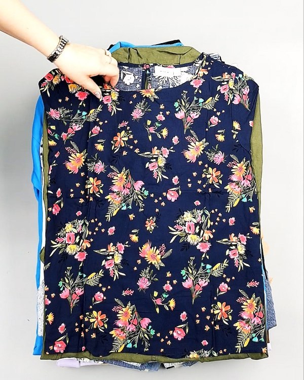 Фотография  719 - Bestseller Summer mix 104#15 кг, ЛОТ №7495 оптом в Анадыри и Чукотском АО