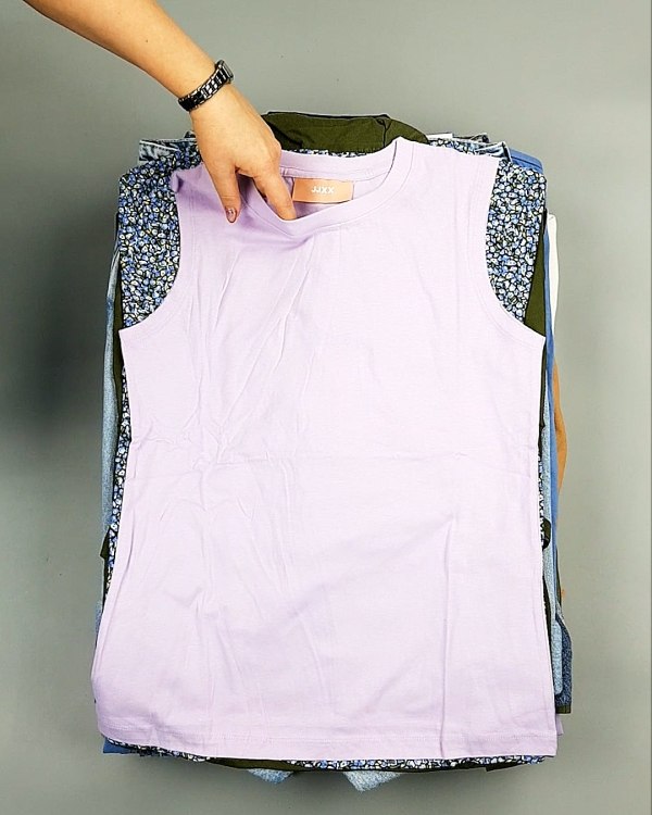 Фотография  443 - Bestseller Summer mix 104#15 кг, ЛОТ №7493 оптом в Анадыри и Чукотском АО