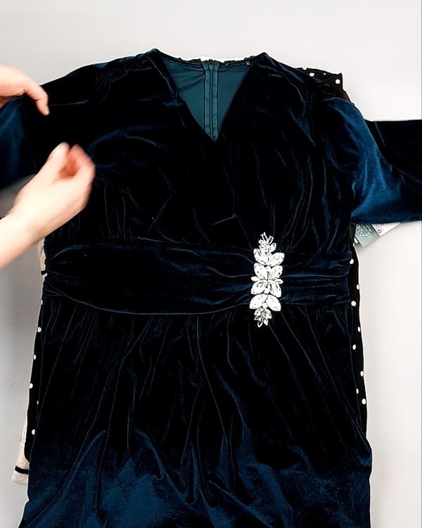 Фотография  354 - Платья СТОК CAN зима 084#7 кг, ЛОТ №7695 оптом в Анадыри и Чукотском АО