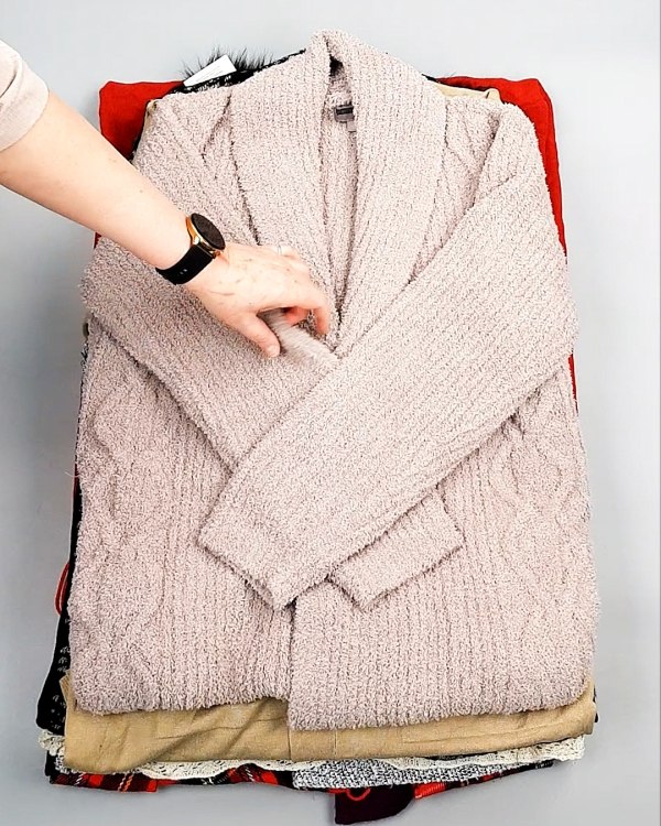 Фотография  638 - Кардиганы СТОК CAN 084#7 кг, ЛОТ №7672 оптом в Анадыри и Чукотском АО