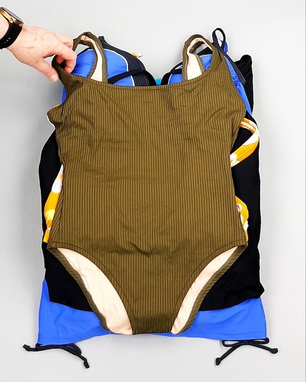 Фотография  627 - Купальники СТОК CAN 124#5 кг, ЛОТ №7689 оптом в Анадыри и Чукотском АО