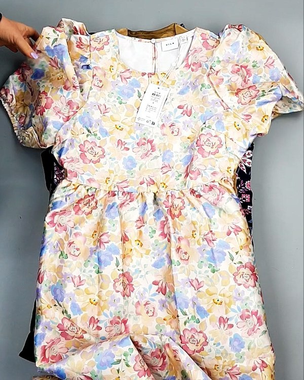 Фотография  882 - Платья VILA Summer 104#5 кг, ЛОТ №7837 оптом в Анадыри и Чукотском АО