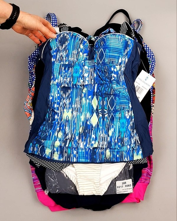 Фотография  177 - Купальники СТОК CAN 124#5 кг, ЛОТ №7688 оптом в Анадыри и Чукотском АО