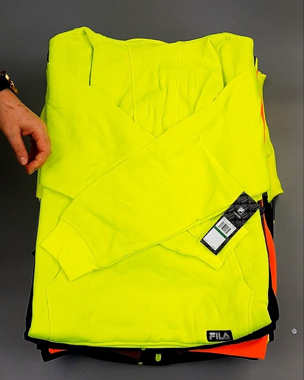 Фотография  796 - FILA CAN 084#7 кг, ЛОТ №7628 оптом в Анадыри и Чукотском АО