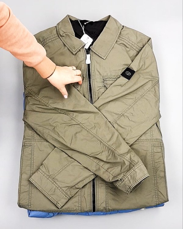 Фотография  412 - Верхняя одежда весна TOM TAILOR 124#7,8 кг, ЛОТ №7581 оптом в Анадыри и Чукотском АО