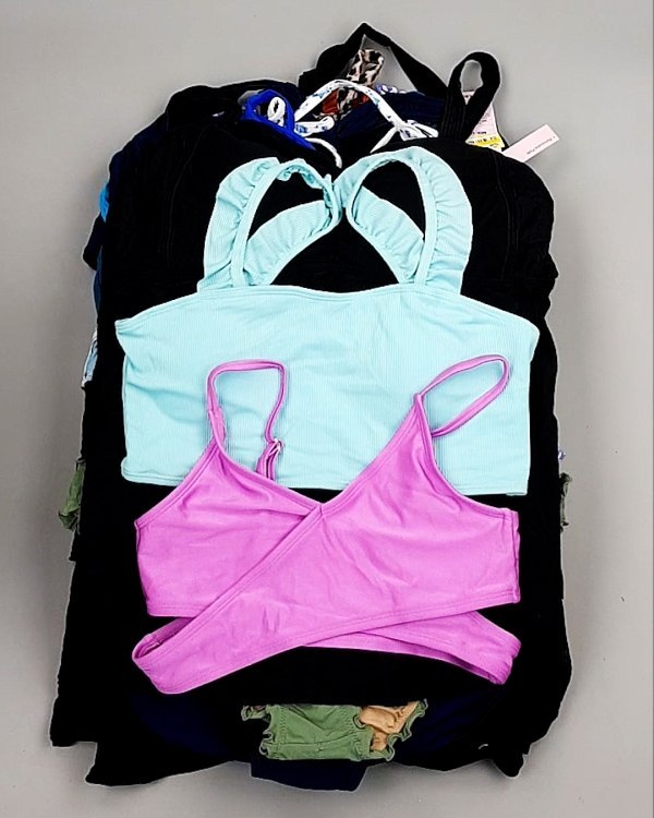 Фотография  987 - Купальники AMAZON жен 015#4 кг, ЛОТ №7797 оптом в Анадыри и Чукотском АО