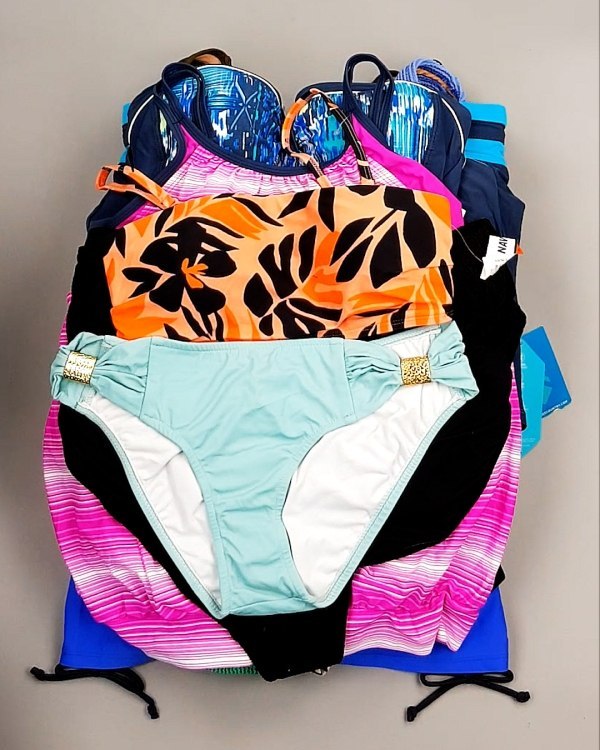 Фотография  512 - Купальники СТОК CAN 124#5 кг, ЛОТ №7689 оптом в Анадыри и Чукотском АО