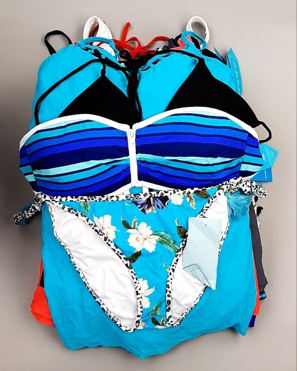 Фотография  639 - Купальники СТОК CAN 124#5 кг, ЛОТ №7690 оптом в Анадыри и Чукотском АО