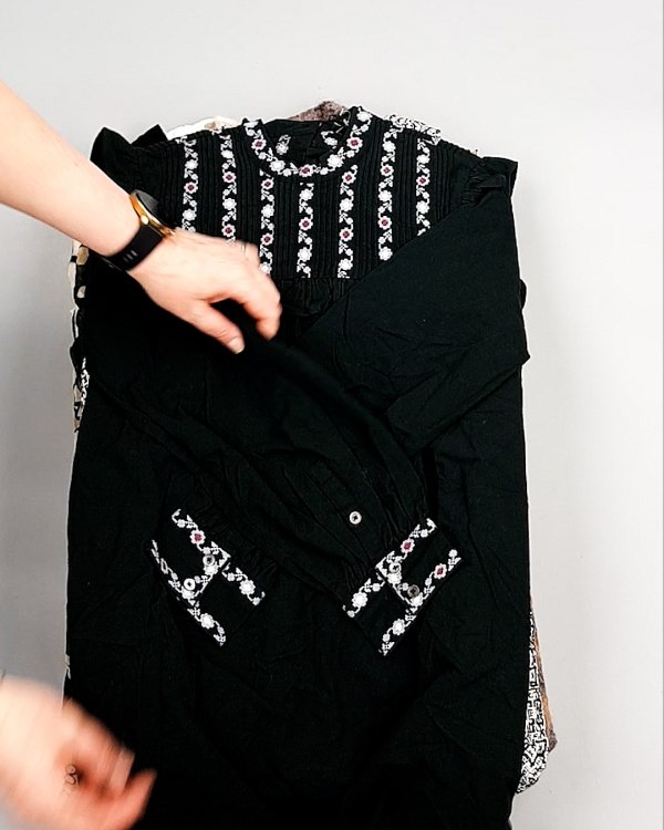 Фотография  537 - Платья СТОК CAN зима 084#7 кг, ЛОТ №7827 оптом в Анадыри и Чукотском АО