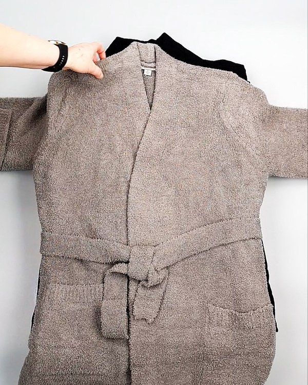 Фотография  129 - Кардиганы СТОК CAN 084#7 кг, ЛОТ №7671 оптом в Анадыри и Чукотском АО