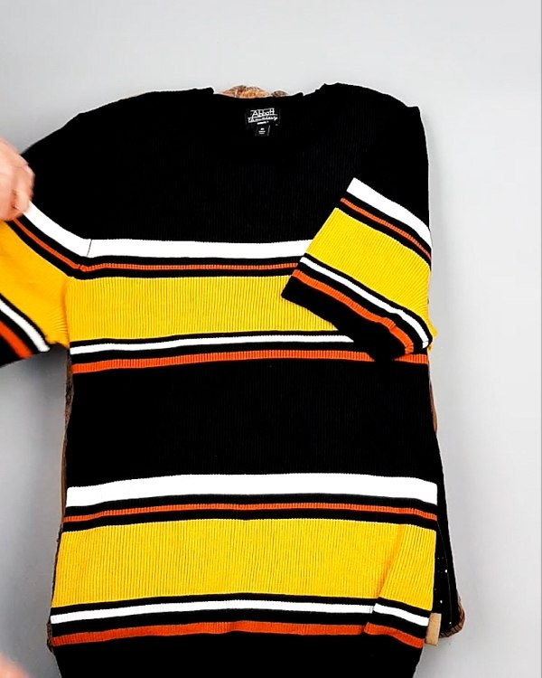 Фотография  651 - Платья СТОК CAN зима 084#7 кг, ЛОТ №7825 оптом в Анадыри и Чукотском АО