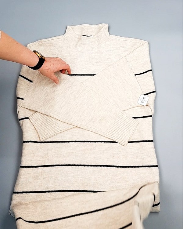 Фотография  741 - Платья СТОК CAN зима 084#7 кг, ЛОТ №7695 оптом в Анадыри и Чукотском АО