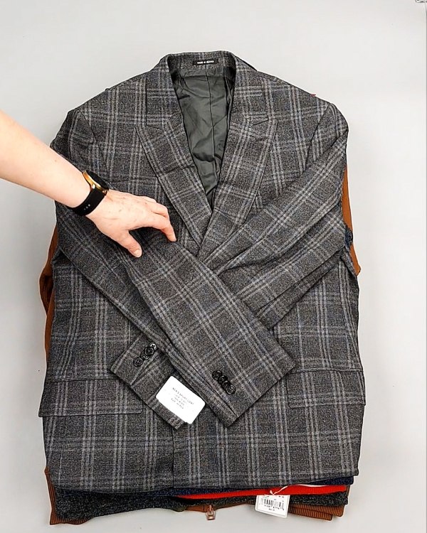 Фотография  137 - AMAZON mix муж весна 015#15 кг, ЛОТ №7739 оптом в Анадыри и Чукотском АО