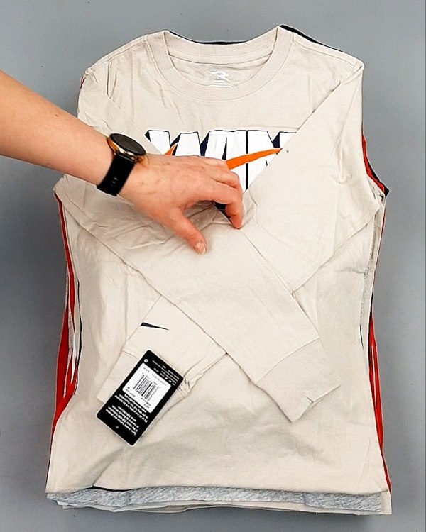 Фотография  562 - Тонковки детские NIKE CAN 084#5 кг, ЛОТ №7971 оптом в Анадыри и Чукотском АО