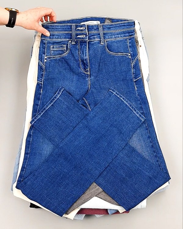 Фотография  769 - Джинсы NEXT Women#10 кг, ЛОТ №8034 оптом в Анадыри и Чукотском АО