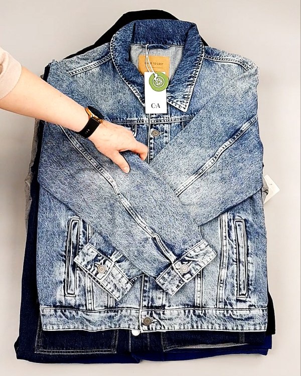 Фотография  156 - Ветровки м/ж C&A 025#10 кг, ЛОТ №7865 оптом в Анадыри и Чукотском АО