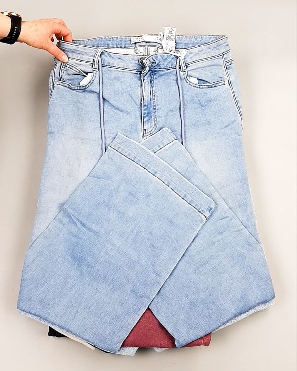 Фотография  173 - Джинсы NEXT Women#10 кг, ЛОТ №8034 оптом в Анадыри и Чукотском АО