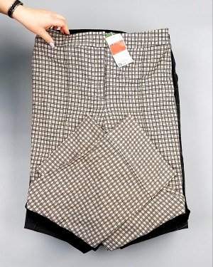 Фотография  980 - Брюки женские зима C&A 025#10 кг оптом в Анадыри и Чукотском АО