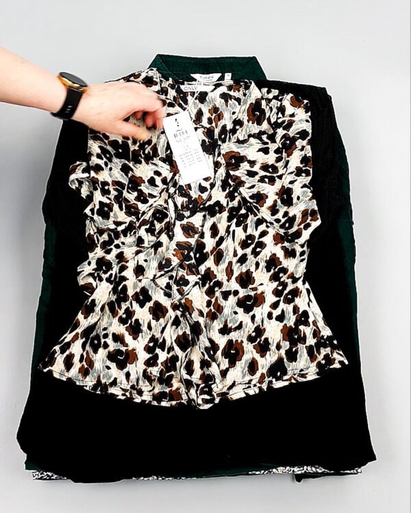 Фотография  778 - Блузки Bestseller+DK 035#5 кг, ЛОТ №8096 оптом в Анадыри и Чукотском АО