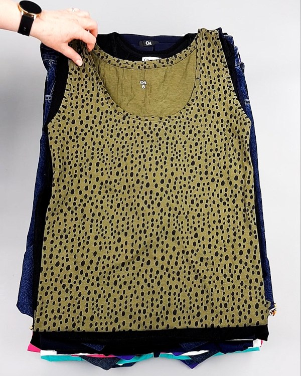 Фотография  814 - C&A Summer mix 022024#15 кг, ЛОТ №7916 оптом в Анадыри и Чукотском АО