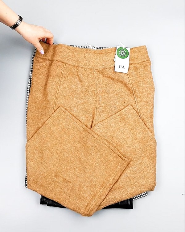 Фотография  998 - Брюки женские зима C&A 025#10 кг, ЛОТ №7908 оптом в Анадыри и Чукотском АО