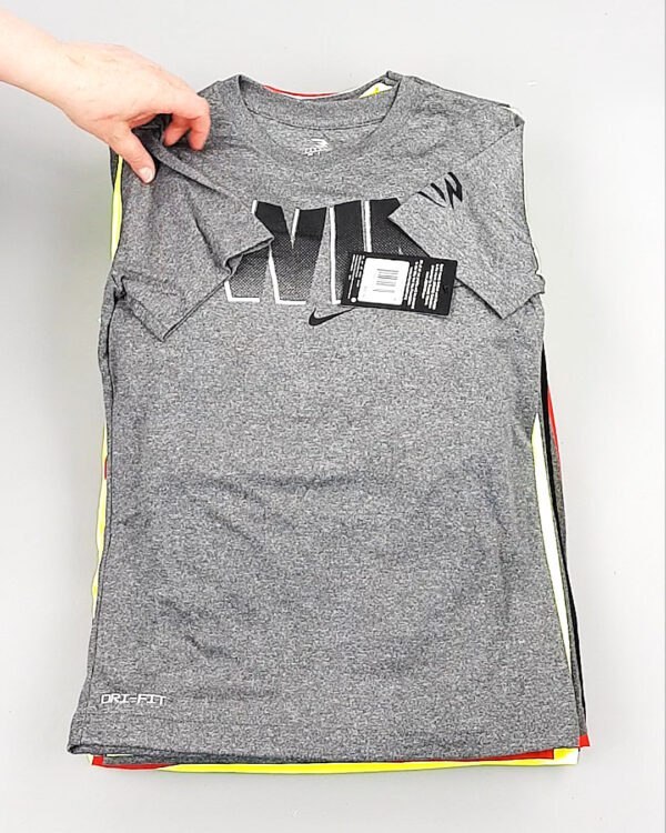 Фотография  381 - Футболки детские NIKE CAN 084#5 кг, ЛОТ №8300 оптом в Анадыри и Чукотском АО