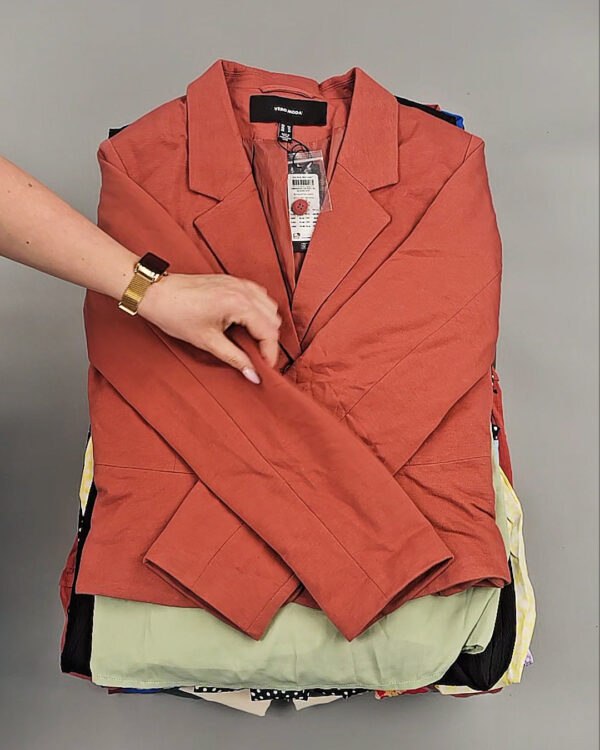 Фотография  221 - VERO MODA  Summer mix 045#13 кг, ЛОТ №8447 оптом в Анадыри и Чукотском АО