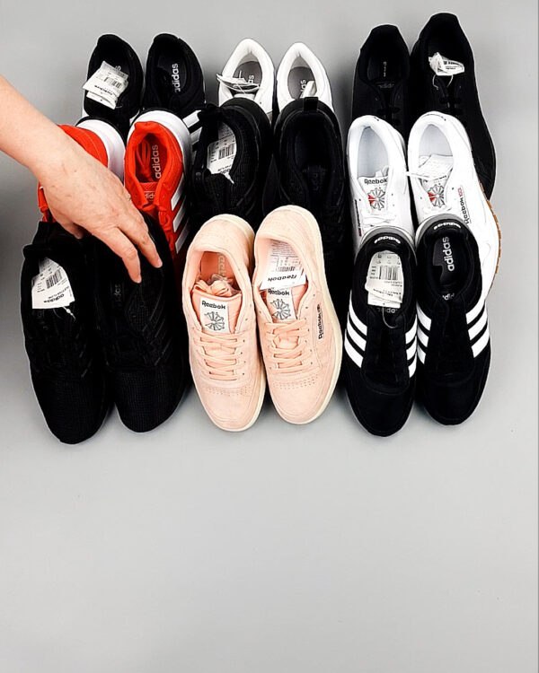 Фотография  525 - Кроссовки Adidas+Reebok#15 шт, ЛОТ №8331 оптом в Анадыри и Чукотском АО