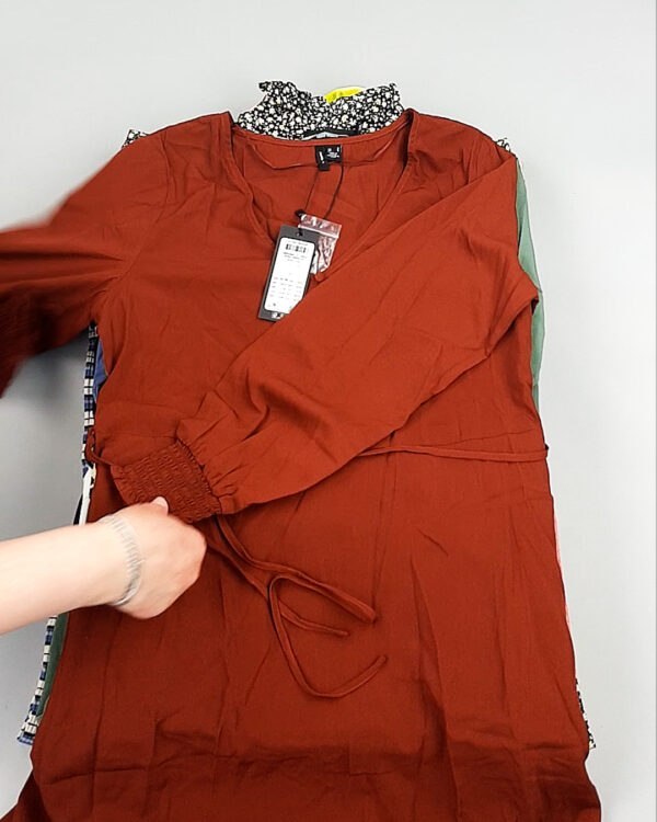 Фотография  616 - Платья Bestseller 44#5 кг, ЛОТ №8319 оптом в Анадыри и Чукотском АО