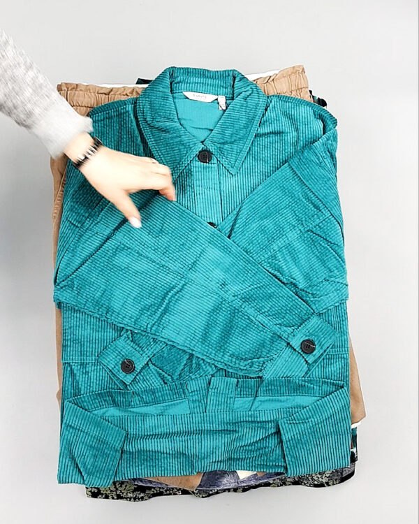 Фотография  843 - B.YOUNG Summer mix 035#15 кг, ЛОТ №8202 оптом в Анадыри и Чукотском АО