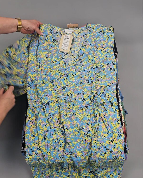 Фотография  631 - MAMA LICIOUS Summer 045 mix#16 кг, ЛОТ №8443 оптом в Анадыри и Чукотском АО