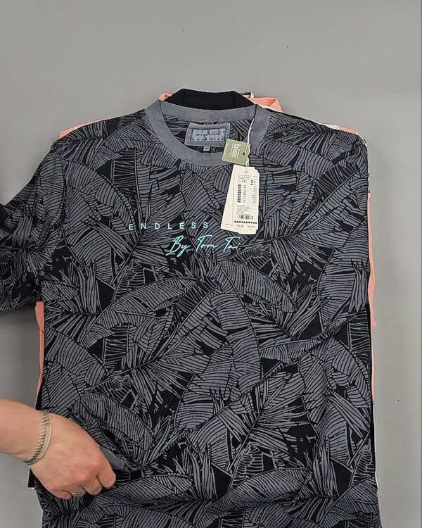 Фотография  518 - TOM TAILOR mix 0424#15 кг, ЛОТ №8431 оптом в Анадыри и Чукотском АО