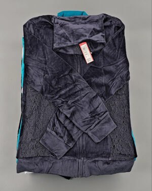 Купить Спортивные костюмы  AD83#10 шт, ЛОТ №8638 оптом в Анадыри и Чукотском АО