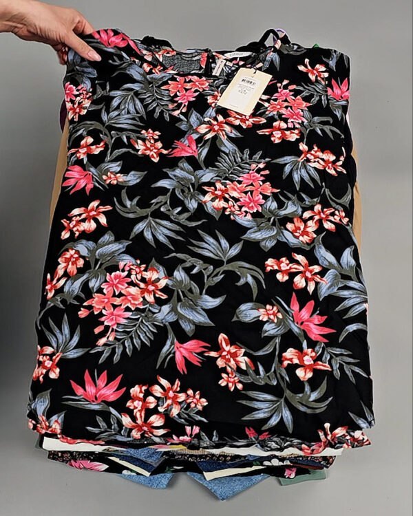 Фотография  495 - ONLY Summer mix 045#15 кг, ЛОТ №8455 оптом в Анадыри и Чукотском АО