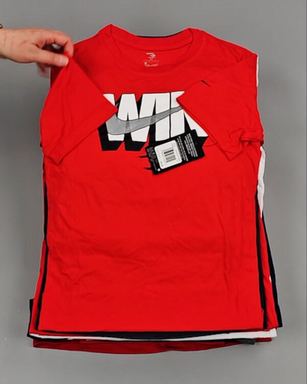 Фотография  861 - KIDS NIKE CAN 084#5 кг, ЛОТ №8502 оптом в Анадыри и Чукотском АО